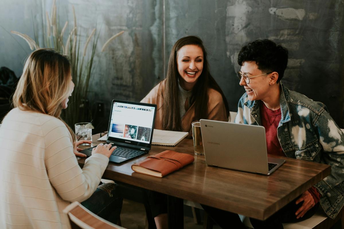 Cursos Gratuitos Online: Como se Qualificar Sem Gastar Nada em 2026